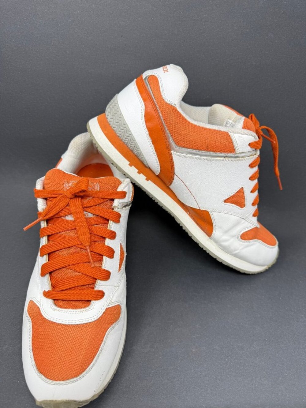 Avirex Low Top Sneakers Mens 13 White Orange Shoes 43702 Y2K